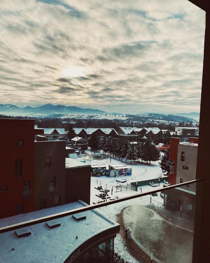 Luxapartmanbesenova Hotel Akvamarin エクステリア 写真